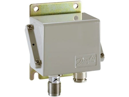 Danfoss Drucktransmitter 0-40bar EMP 2-2611-F6CD25-2 084G2213